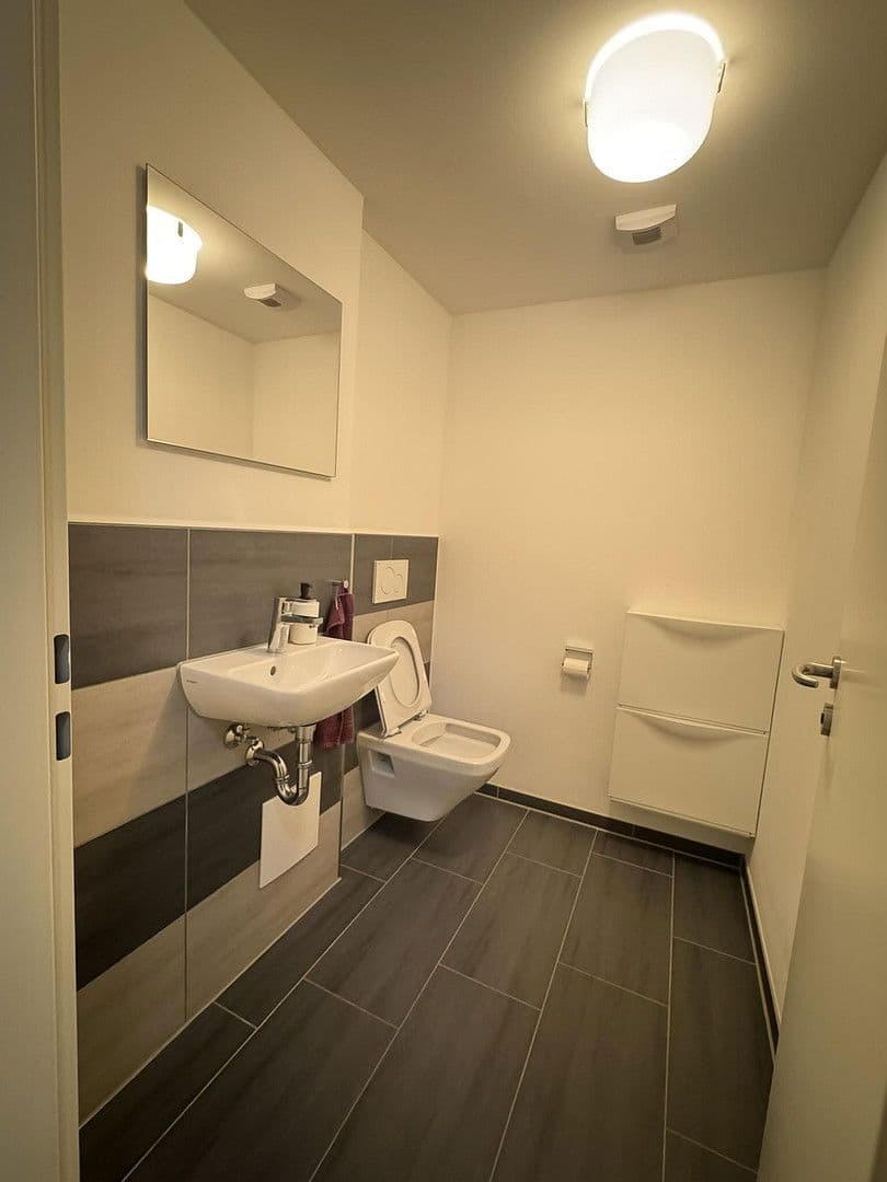 Pronájem bytu 3+kk 112 m², Blaustein, Bádensko-Württembersko Pronájem bytu 3+kk 112 m², Blaustein, Bádensko-Württembersko