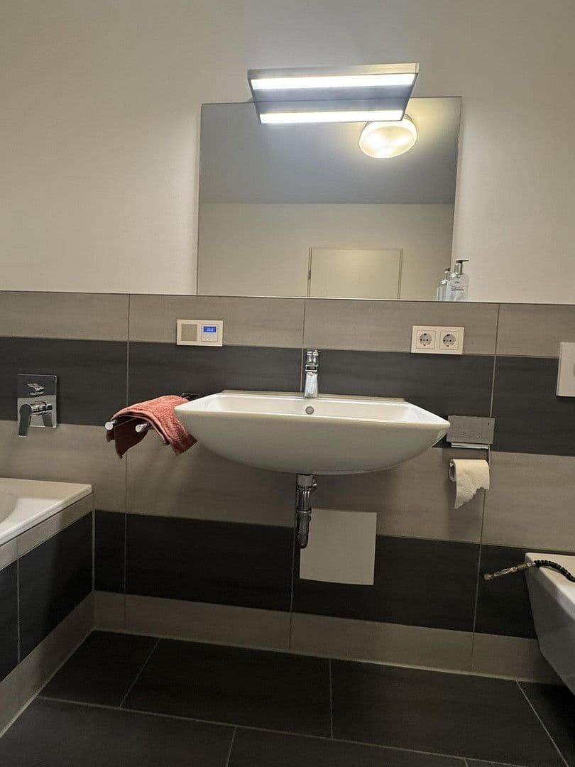 Pronájem bytu 3+kk 112 m², Blaustein, Bádensko-Württembersko Pronájem bytu 3+kk 112 m², Blaustein, Bádensko-Württembersko