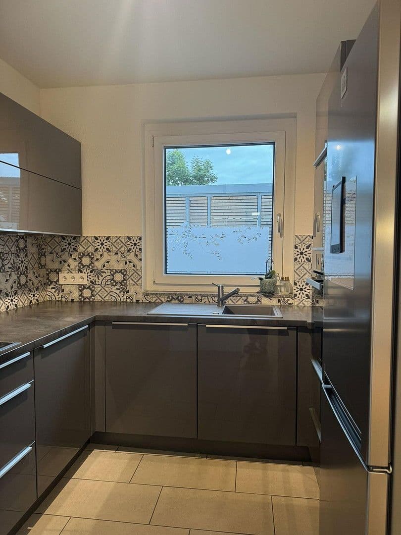 Pronájem bytu 3+kk 112 m², Blaustein, Bádensko-Württembersko Pronájem bytu 3+kk 112 m², Blaustein, Bádensko-Württembersko