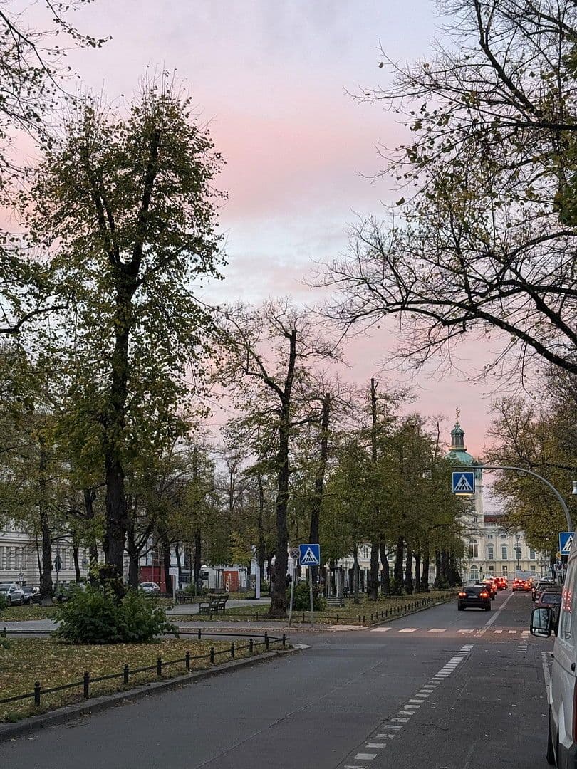 Pronájem bytu 4+1 139 m², Schlossstraße 63, Berlin, Berlín Pronájem bytu 4+1 139 m², Schlossstraße 63, Berlin, Berlín