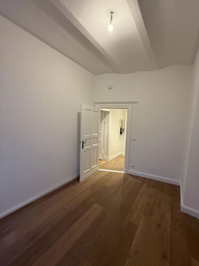 Pronájem bytu 4+1 139 m², Schlossstraße 63, Berlin, Berlín Pronájem bytu 4+1 139 m², Schlossstraße 63, Berlin, Berlín