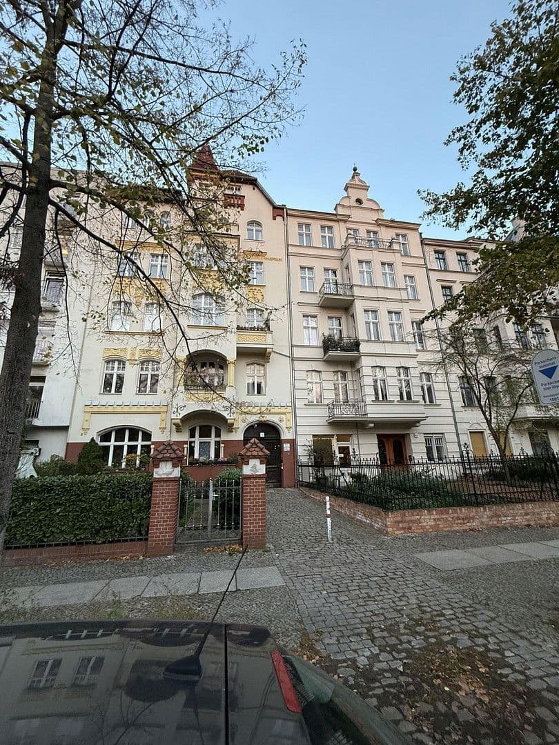 Pronájem bytu 4+1 139 m², Schlossstraße 63, Berlin, Berlín Pronájem bytu 4+1 139 m², Schlossstraße 63, Berlin, Berlín