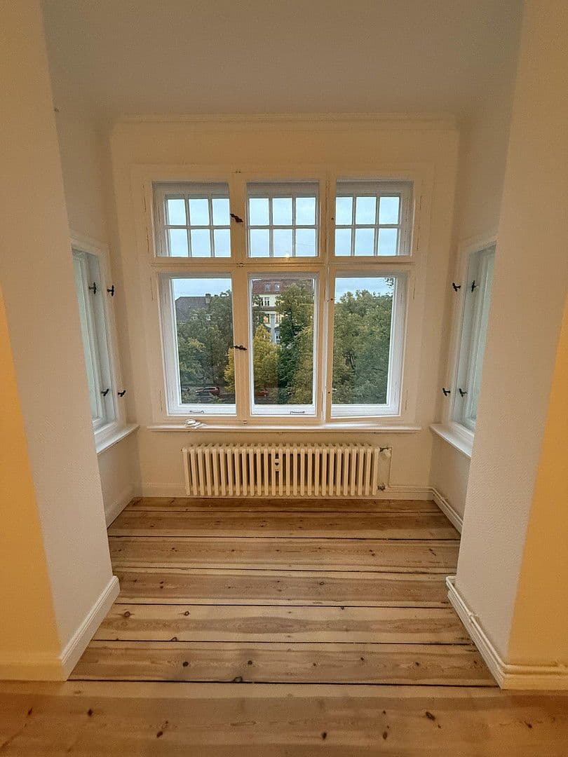 Pronájem bytu 4+1 139 m², Schlossstraße 63, Berlin, Berlín Pronájem bytu 4+1 139 m², Schlossstraße 63, Berlin, Berlín