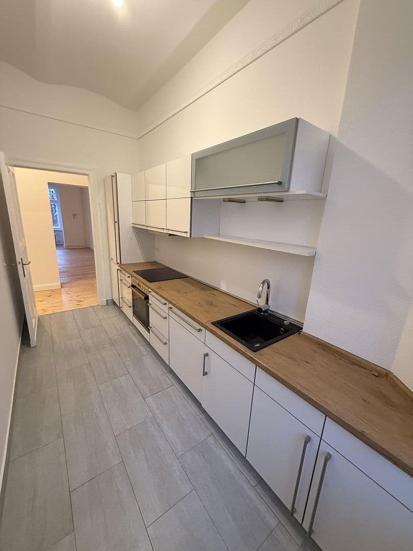 Pronájem bytu 4+1 139 m², Schlossstraße 63, Berlin, Berlín Pronájem bytu 4+1 139 m², Schlossstraße 63, Berlin, Berlín
