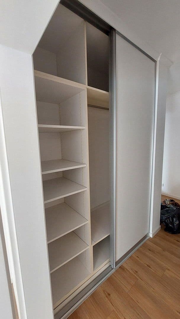 Prodej bytu 3+1 96 m², Kronberg im Taunus, Hessen Prodej bytu 3+1 96 m², Kronberg im Taunus, Hessen