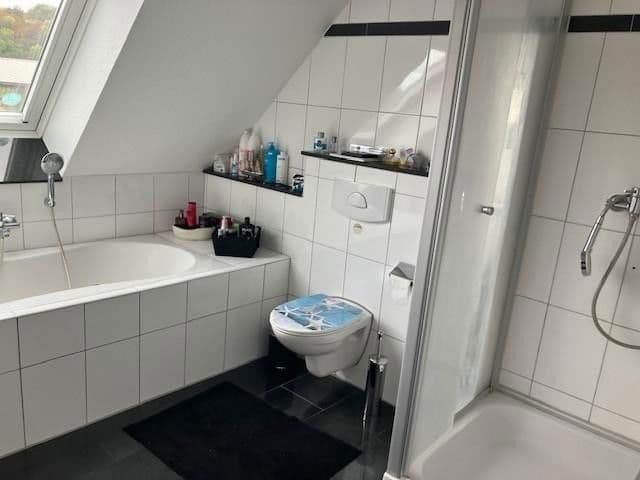 Pronájem bytu 4+1 115 m², Alstädter Str. 3, Hürth, Severní Porýní-Vestfálsko Pronájem bytu 4+1 115 m², Alstädter Str. 3, Hürth, Severní Porýní-Vestfálsko