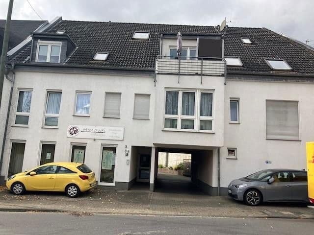 Pronájem bytu 4+1 115 m², Alstädter Str. 3, Hürth, Severní Porýní-Vestfálsko Pronájem bytu 4+1 115 m², Alstädter Str. 3, Hürth, Severní Porýní-Vestfálsko