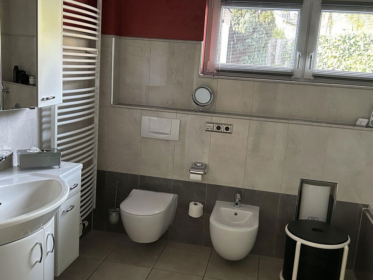 Prodej domu 214 m², pozemek 500 m², Langenfeld (Rheinland), Severní Porýní-Vestfálsko Prodej domu 214 m², pozemek 500 m², Langenfeld (Rheinland), Severní Porýní-Vestfálsko