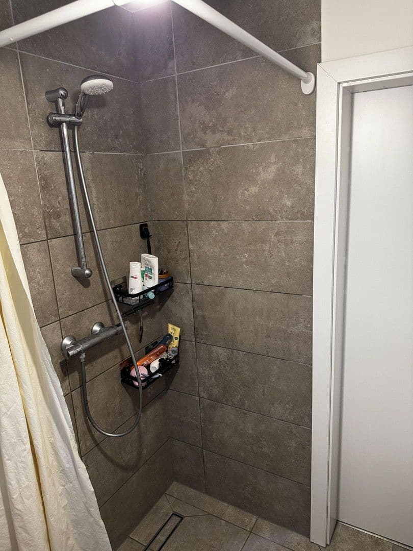 Pronájem bytu 2+1 62 m², Horstheider Weg 102, Bielefeld, Severní Porýní-Vestfálsko Pronájem bytu 2+1 62 m², Horstheider Weg 102, Bielefeld, Severní Porýní-Vestfálsko