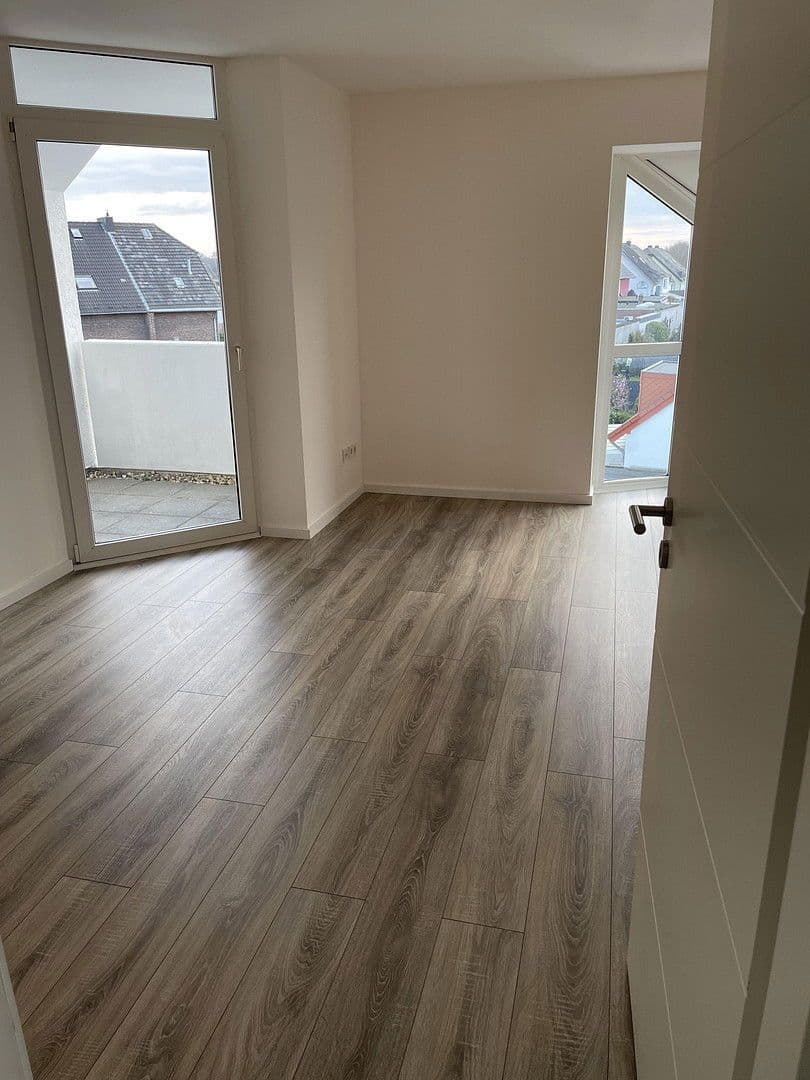 Pronájem bytu 2+1 40 m², Kabelstraße 50, Mönchengladbach, Severní Porýní-Vestfálsko Pronájem bytu 2+1 40 m², Kabelstraße 50, Mönchengladbach, Severní Porýní-Vestfálsko