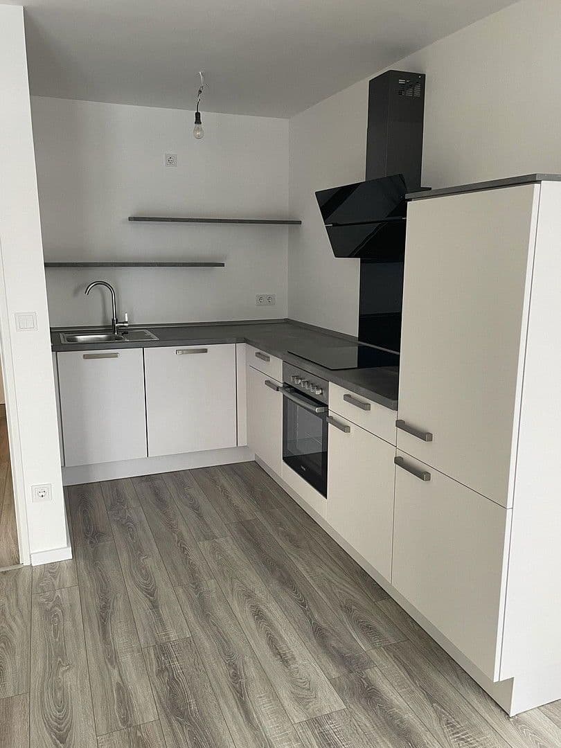 Pronájem bytu 2+1 40 m², Kabelstraße 50, Mönchengladbach, Severní Porýní-Vestfálsko Pronájem bytu 2+1 40 m², Kabelstraße 50, Mönchengladbach, Severní Porýní-Vestfálsko