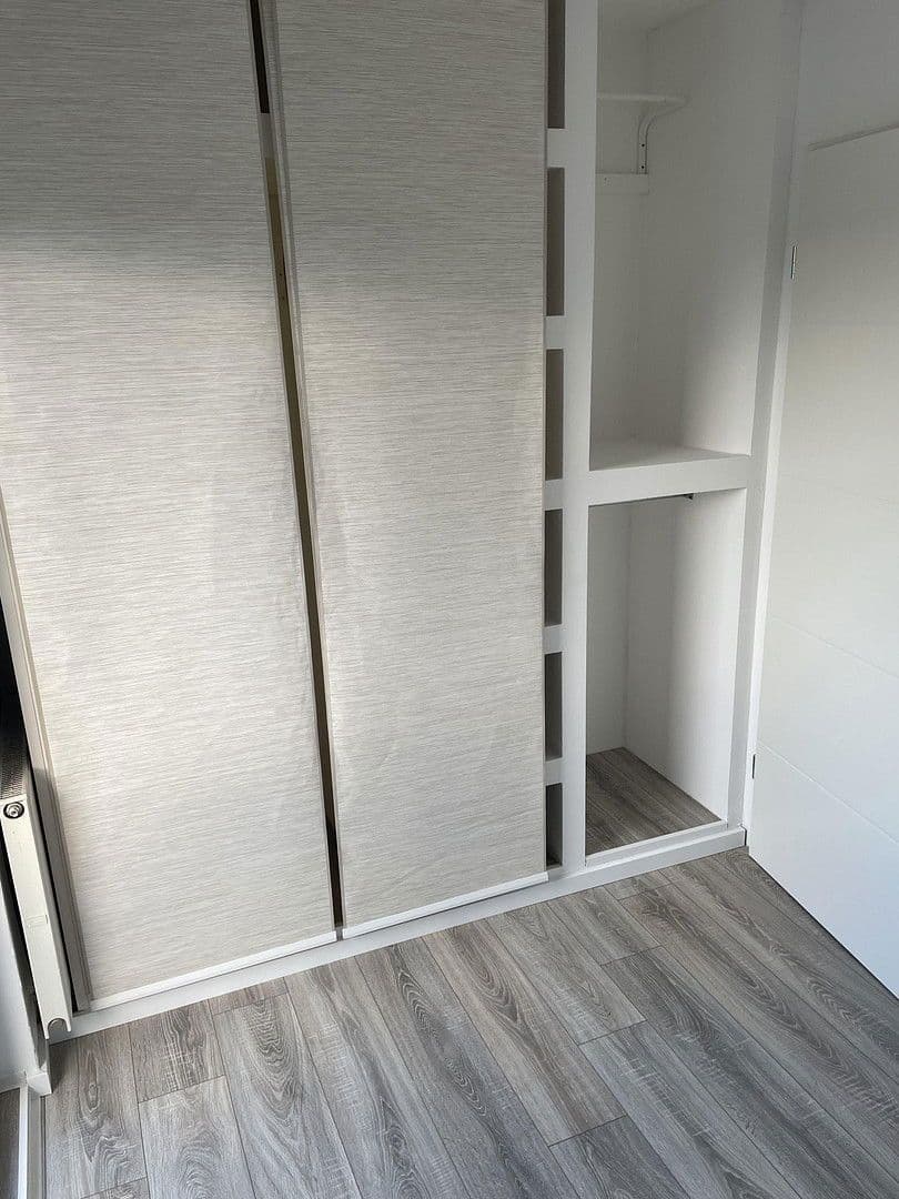 Pronájem bytu 2+1 40 m², Kabelstraße 50, Mönchengladbach, Severní Porýní-Vestfálsko Pronájem bytu 2+1 40 m², Kabelstraße 50, Mönchengladbach, Severní Porýní-Vestfálsko