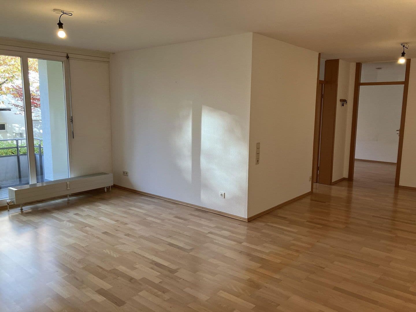 Pronájem bytu 4+1 89 m², Stuttgart, Bádensko-Württembersko Pronájem bytu 4+1 89 m², Stuttgart, Bádensko-Württembersko