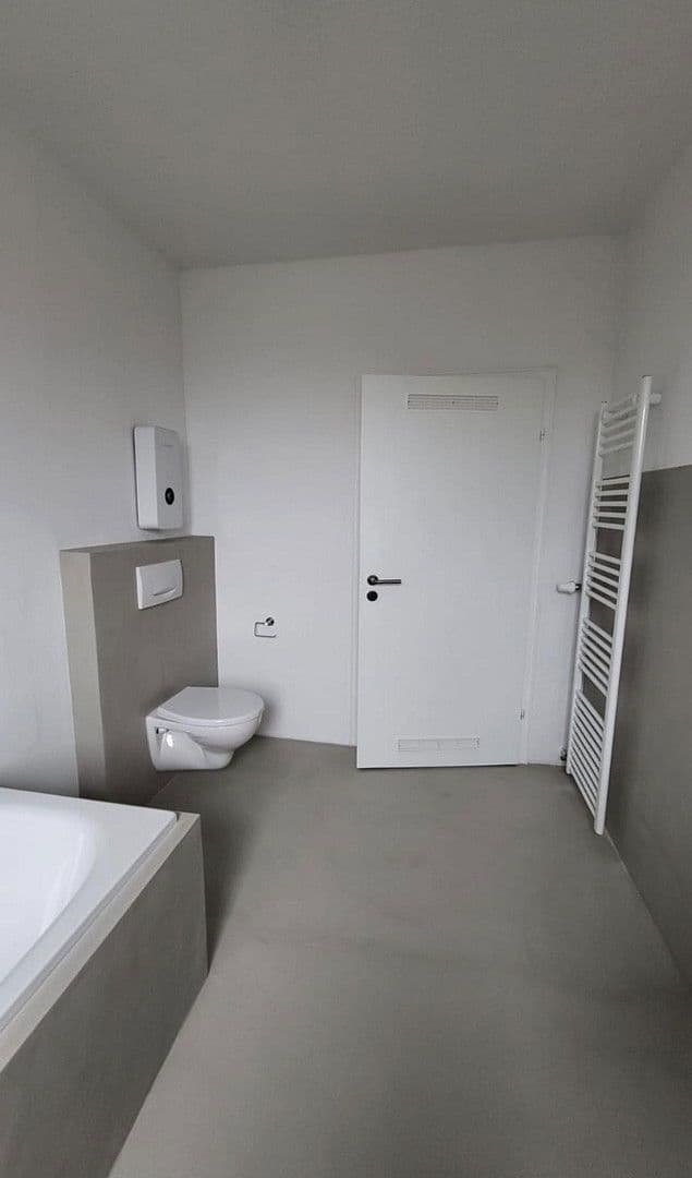 Pronájem bytu 4+1 96 m², Eschweiler, Severní Porýní-Vestfálsko Pronájem bytu 4+1 96 m², Eschweiler, Severní Porýní-Vestfálsko