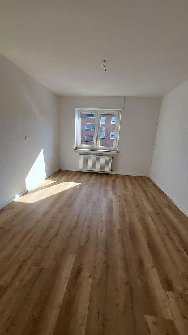 Pronájem bytu 4+1 96 m², Eschweiler, Severní Porýní-Vestfálsko Pronájem bytu 4+1 96 m², Eschweiler, Severní Porýní-Vestfálsko