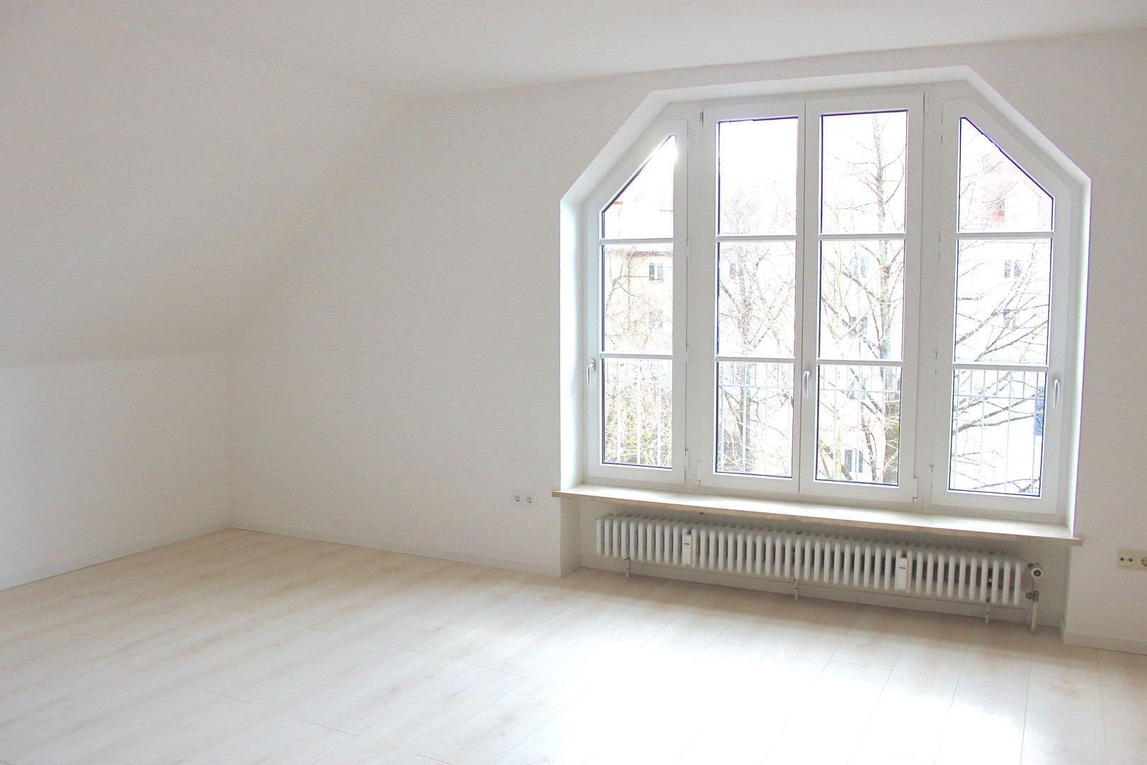 Pronájem bytu 2+1 59 m², Schwibbogengasse, Augsburg, Bavorsko Pronájem bytu 2+1 59 m², Schwibbogengasse, Augsburg, Bavorsko
