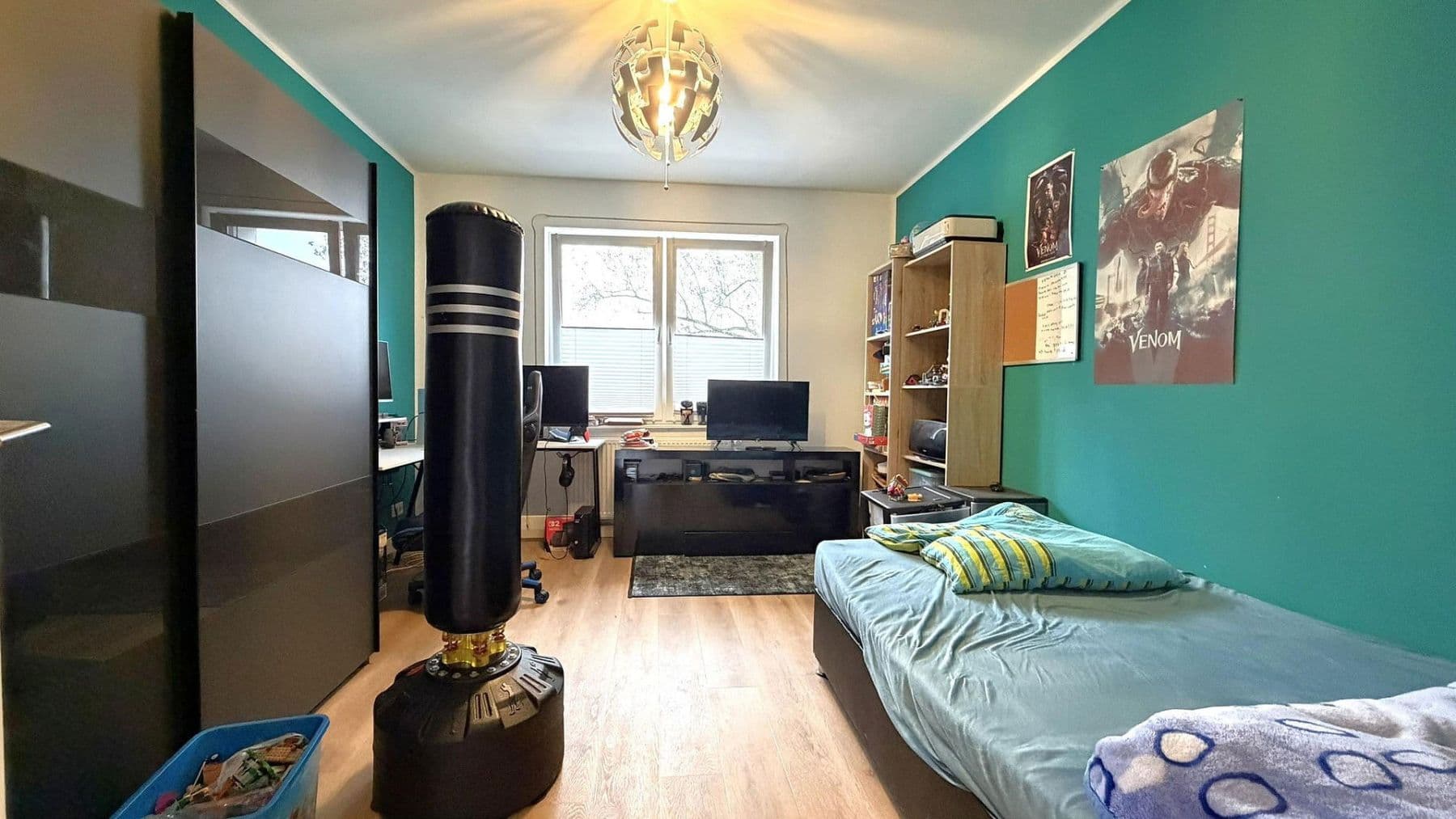 Prodej domu 255 m², pozemek 636 m², Mülheim an der Ruhr, Severní Porýní-Vestfálsko Prodej domu 255 m², pozemek 636 m², Mülheim an der Ruhr, Severní Porýní-Vestfálsko