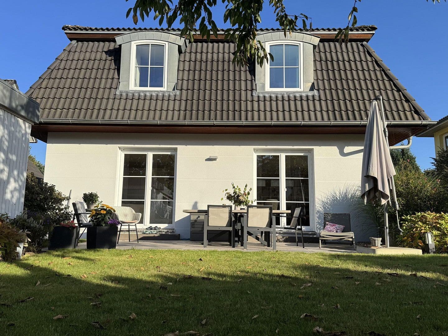 Prodej domu 153 m², pozemek 579 m², Hamburg, Hamburg Prodej domu 153 m², pozemek 579 m², Hamburg, Hamburg