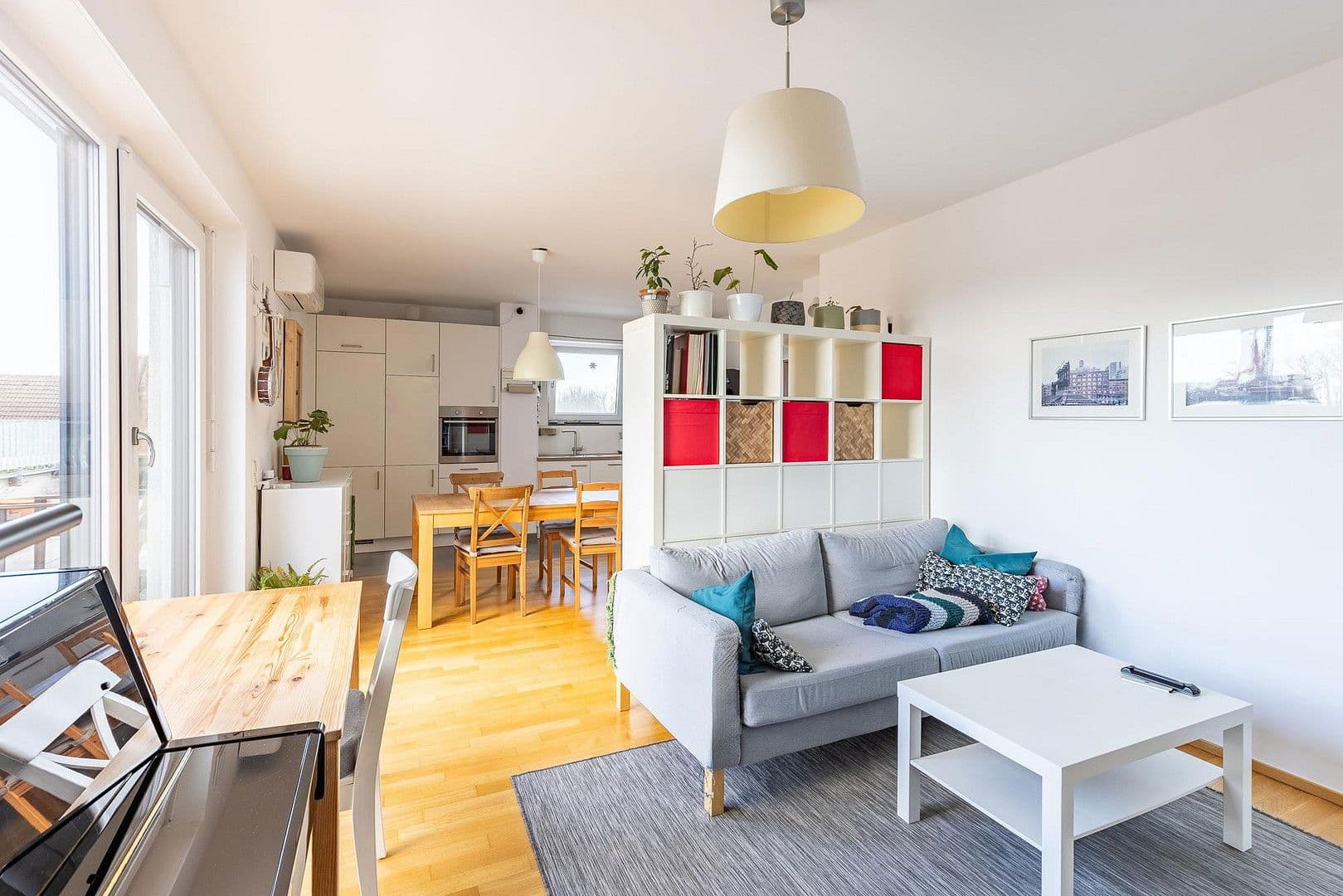 Pronájem bytu 3+1 132 m², Köln, Severní Porýní-Vestfálsko Pronájem bytu 3+1 132 m², Köln, Severní Porýní-Vestfálsko