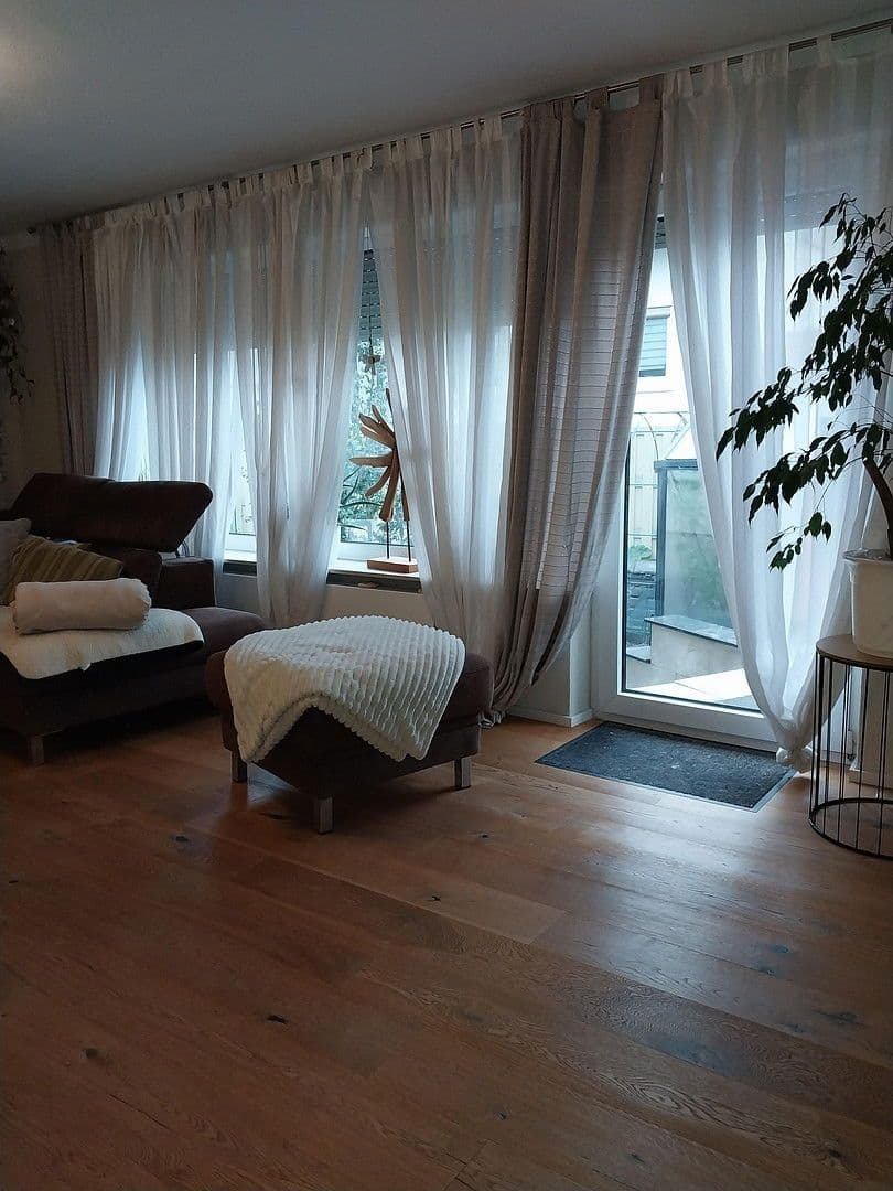 Prodej domu 115 m², pozemek 657 m², Hettenleidelheim, Porýní-Falc Prodej domu 115 m², pozemek 657 m², Hettenleidelheim, Porýní-Falc