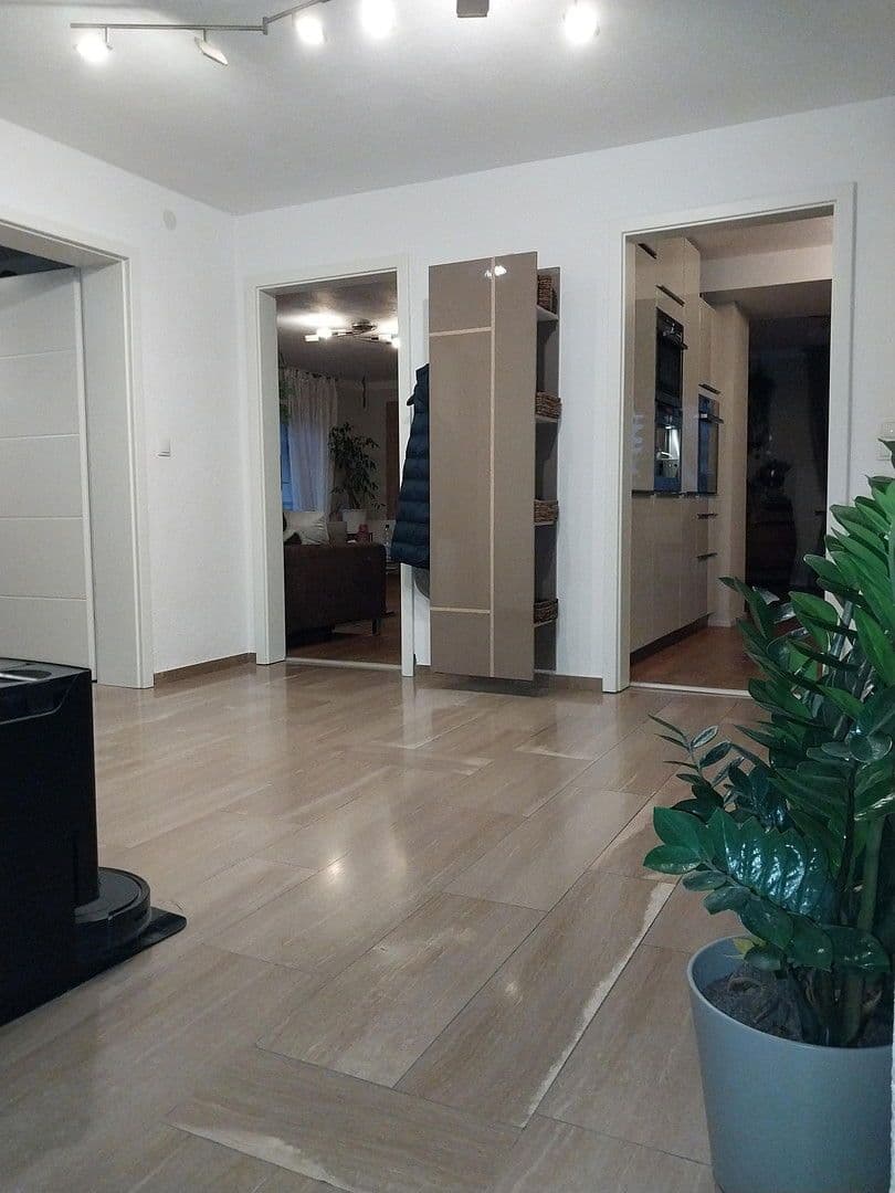 Prodej domu 115 m², pozemek 657 m², Hettenleidelheim, Porýní-Falc Prodej domu 115 m², pozemek 657 m², Hettenleidelheim, Porýní-Falc