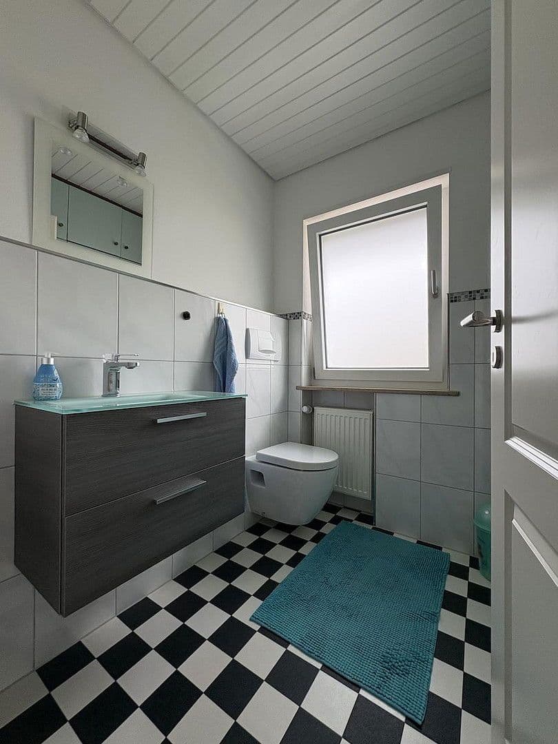 Prodej domu 203 m², pozemek 540 m², Markgröningen, Bádensko-Württembersko Prodej domu 203 m², pozemek 540 m², Markgröningen, Bádensko-Württembersko