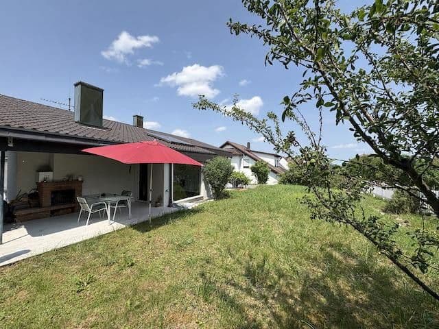 Prodej domu 203 m², pozemek 540 m², Markgröningen, Bádensko-Württembersko Prodej domu 203 m², pozemek 540 m², Markgröningen, Bádensko-Württembersko