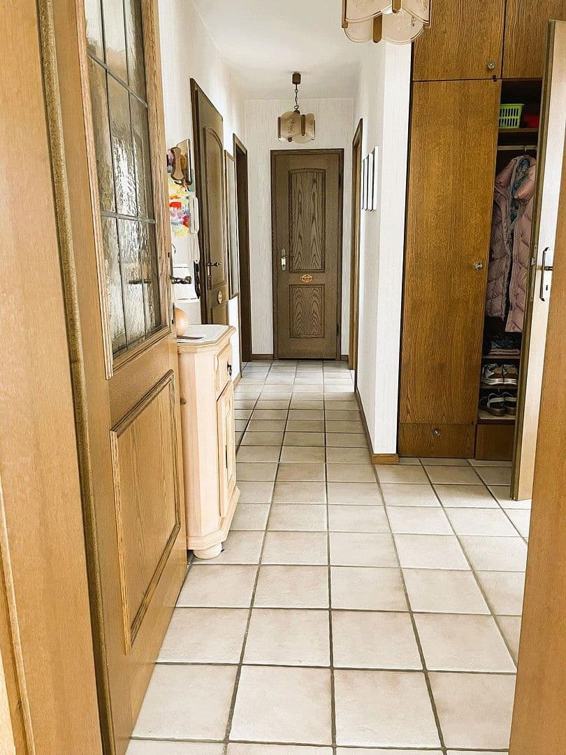 Prodej domu 136 m², pozemek 310 m², Hilden, Severní Porýní-Vestfálsko Prodej domu 136 m², pozemek 310 m², Hilden, Severní Porýní-Vestfálsko