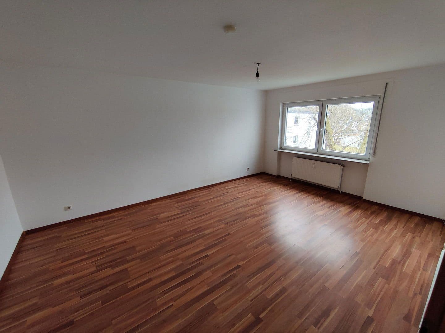 Prodej bytu 2+1 58 m², Nürtingen, Bádensko-Württembersko Prodej bytu 2+1 58 m², Nürtingen, Bádensko-Württembersko