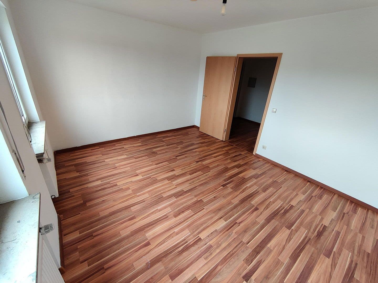 Prodej bytu 2+1 58 m², Nürtingen, Bádensko-Württembersko Prodej bytu 2+1 58 m², Nürtingen, Bádensko-Württembersko