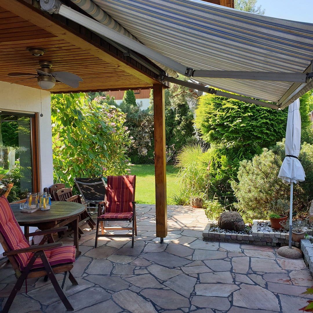 Prodej domu 155 m², pozemek 324 m², Schlat, Bádensko-Württembersko Prodej domu 155 m², pozemek 324 m², Schlat, Bádensko-Württembersko