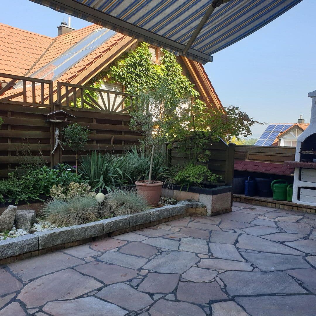 Prodej domu 155 m², pozemek 324 m², Schlat, Bádensko-Württembersko Prodej domu 155 m², pozemek 324 m², Schlat, Bádensko-Württembersko