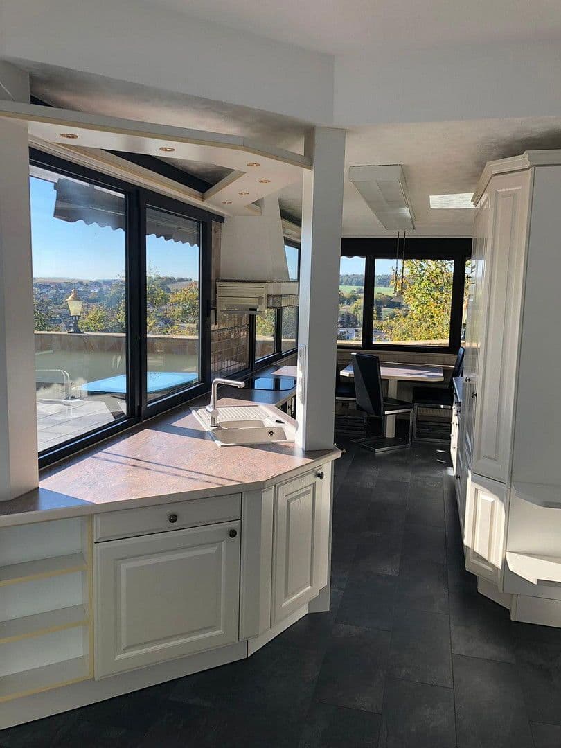 Pronájem bytu 3+kk 120 m², Untergruppenbach, Bádensko-Württembersko Pronájem bytu 3+kk 120 m², Untergruppenbach, Bádensko-Württembersko