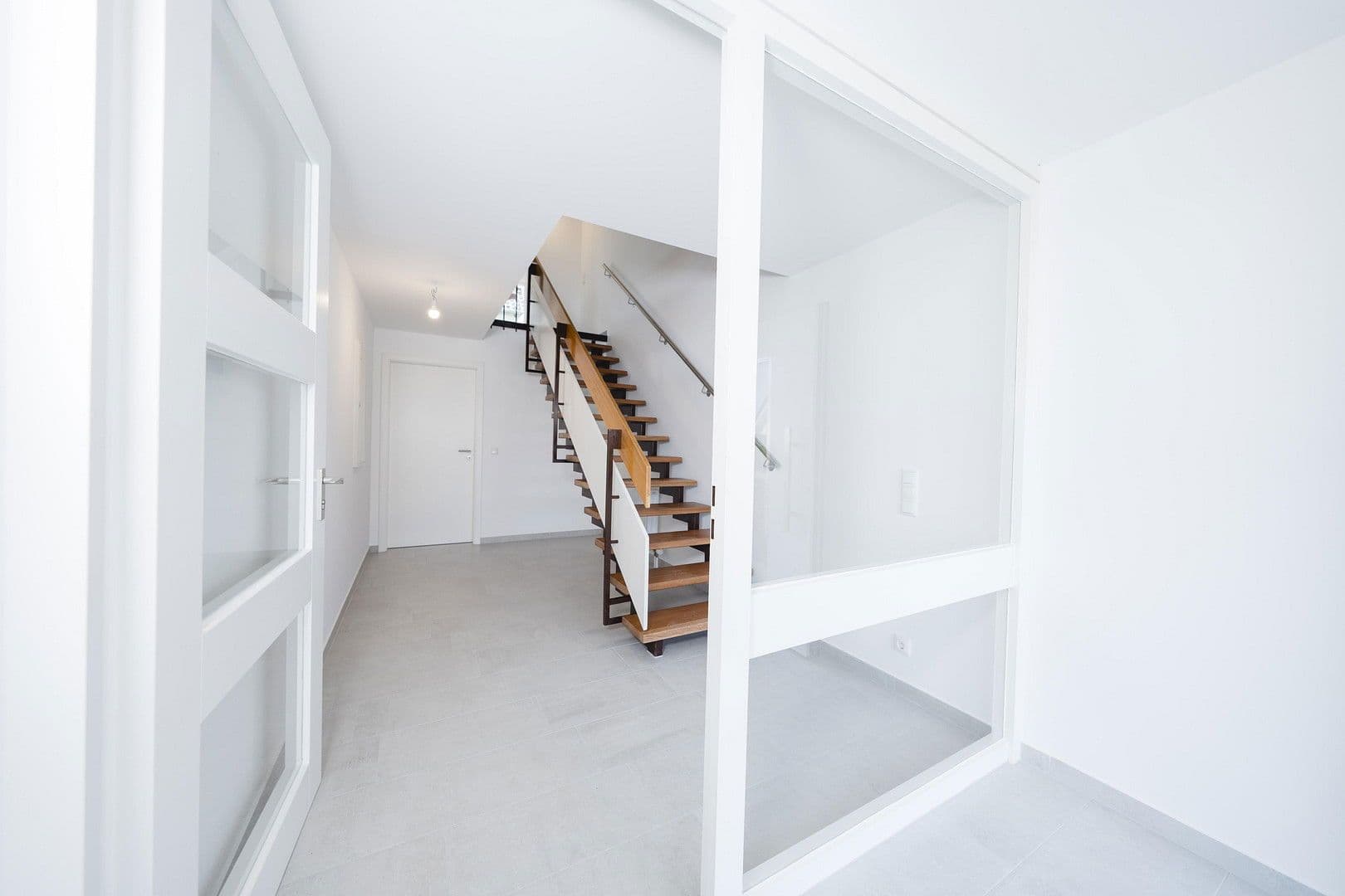 Prodej domu 142 m², pozemek 261 m², Lanzengasse 2b, Pforzheim, Bádensko-Württembersko Prodej domu 142 m², pozemek 261 m², Lanzengasse 2b, Pforzheim, Bádensko-Württembersko