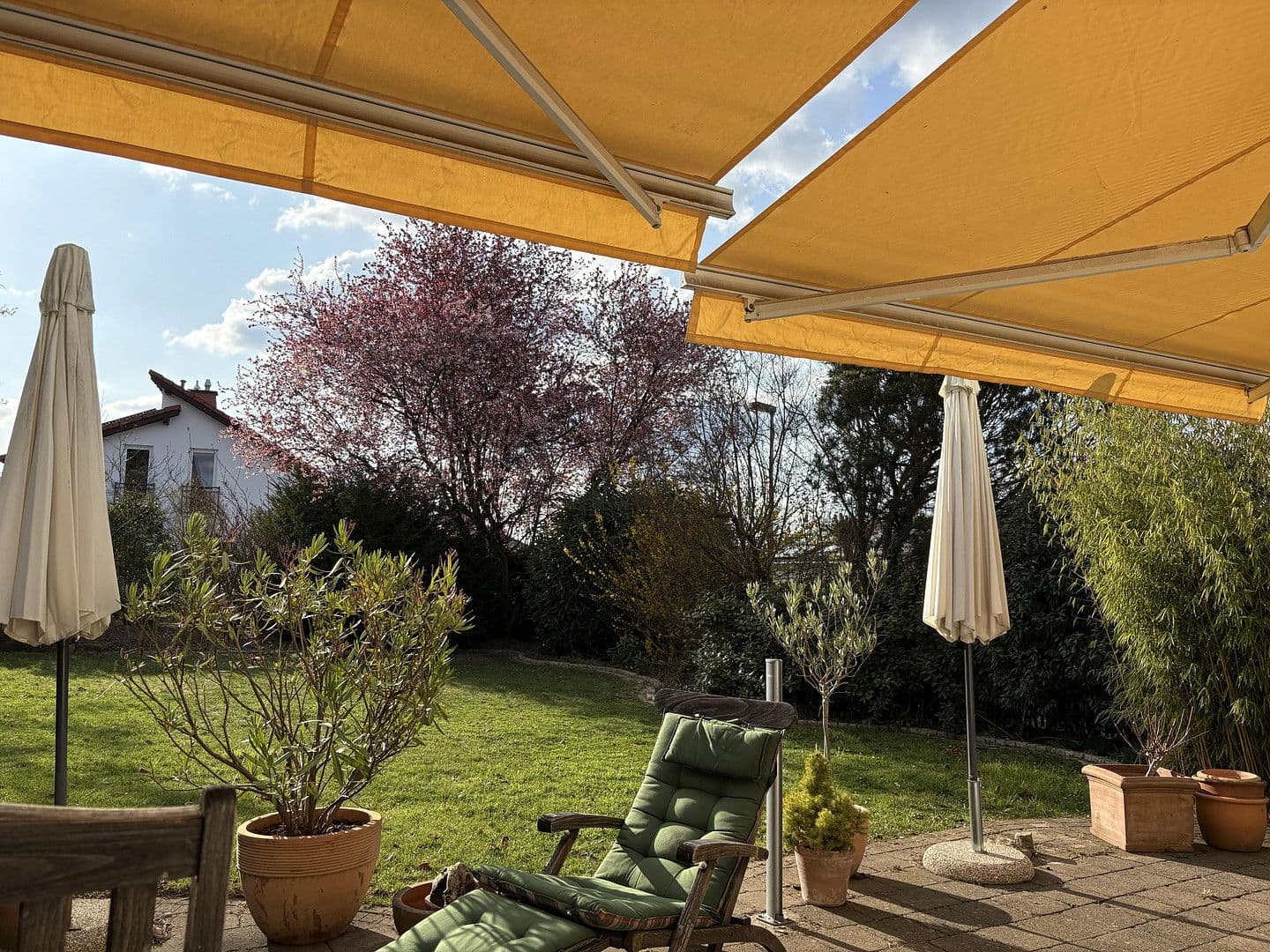 Prodej domu 175 m², pozemek 512 m², Königswinter, Severní Porýní-Vestfálsko Prodej domu 175 m², pozemek 512 m², Königswinter, Severní Porýní-Vestfálsko