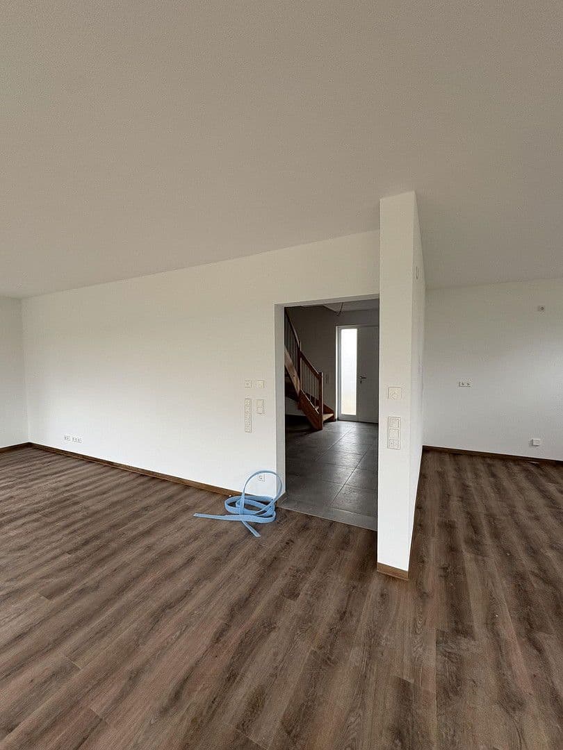Prodej domu 136 m², pozemek 771 m², Merkendorf, Bavorsko Prodej domu 136 m², pozemek 771 m², Merkendorf, Bavorsko