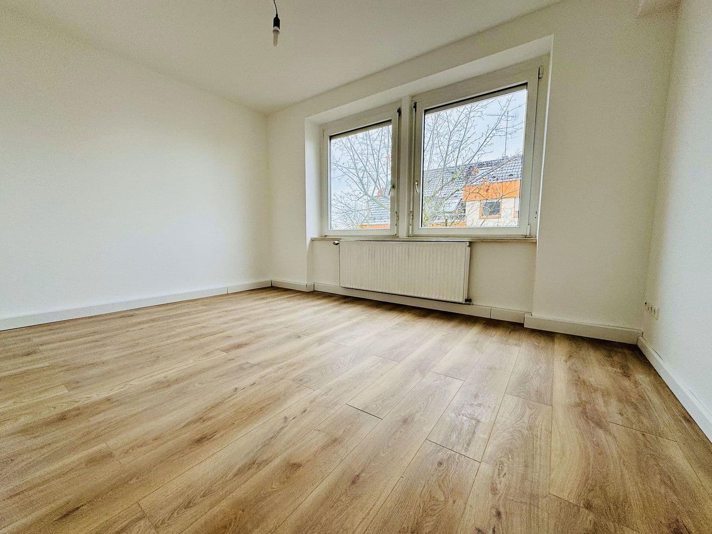 Pronájem bytu 3+1 72 m², Unterhäuserstr. 1, Stuttgart Degerloch, Bádensko-Württembersko Pronájem bytu 3+1 72 m², Unterhäuserstr. 1, Stuttgart Degerloch, Bádensko-Württembersko