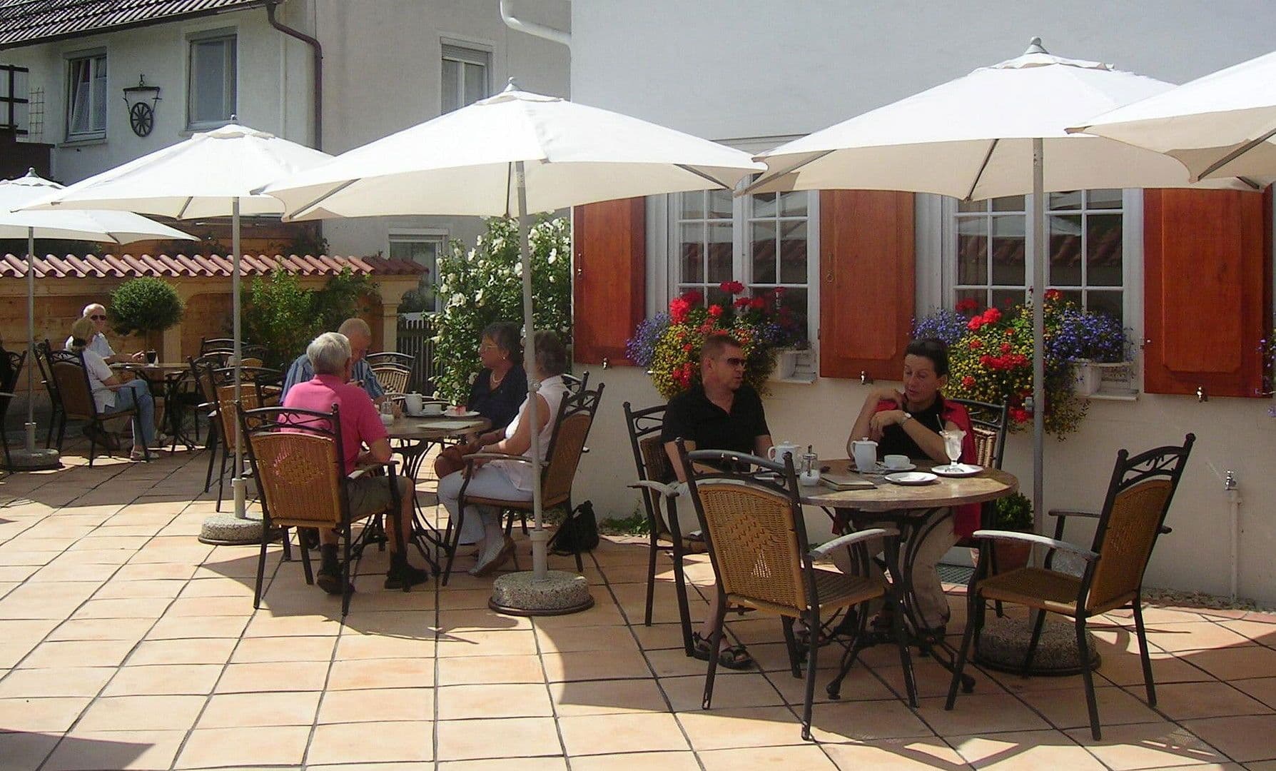 Pronájem nebytového prostoru 850 m², Dorfstrasse 6, Bad Schussenried, Bádensko-Württembersko Pronájem nebytového prostoru 850 m², Dorfstrasse 6, Bad Schussenried, Bádensko-Württembersko