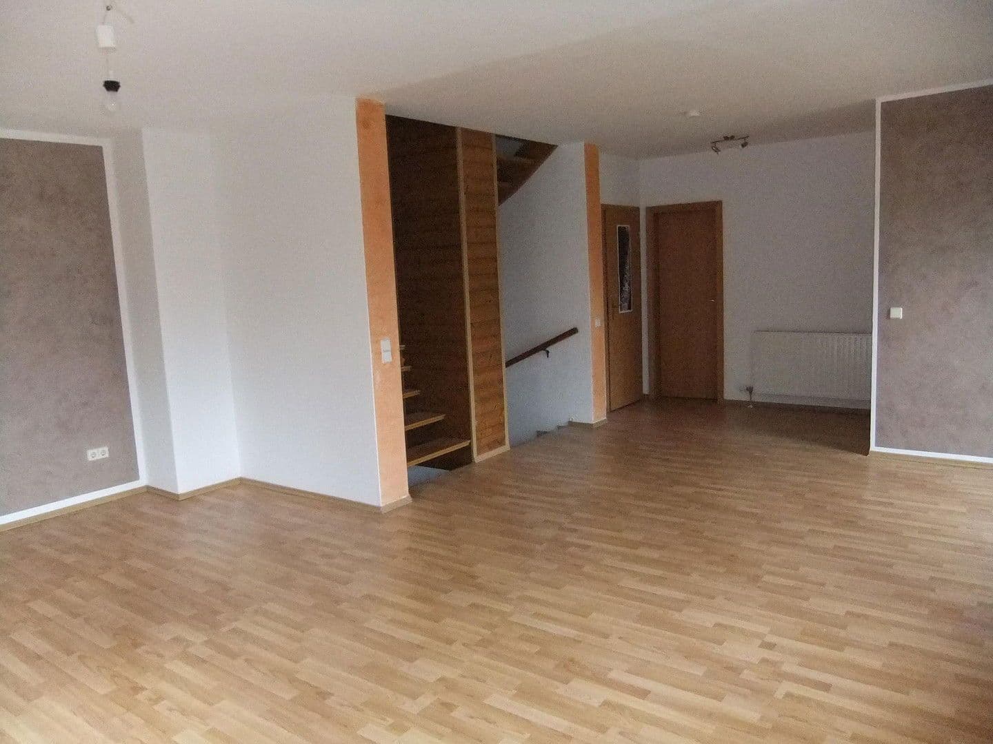 Pronájem domu 136 m², pozemek 450 m², Schloßböckelheim, Porýní-Falc Pronájem domu 136 m², pozemek 450 m², Schloßböckelheim, Porýní-Falc