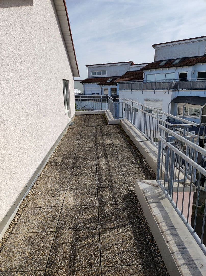 Pronájem bytu 3+kk 93 m², Bei den Linden 6, Laichingen, Bádensko-Württembersko Pronájem bytu 3+kk 93 m², Bei den Linden 6, Laichingen, Bádensko-Württembersko