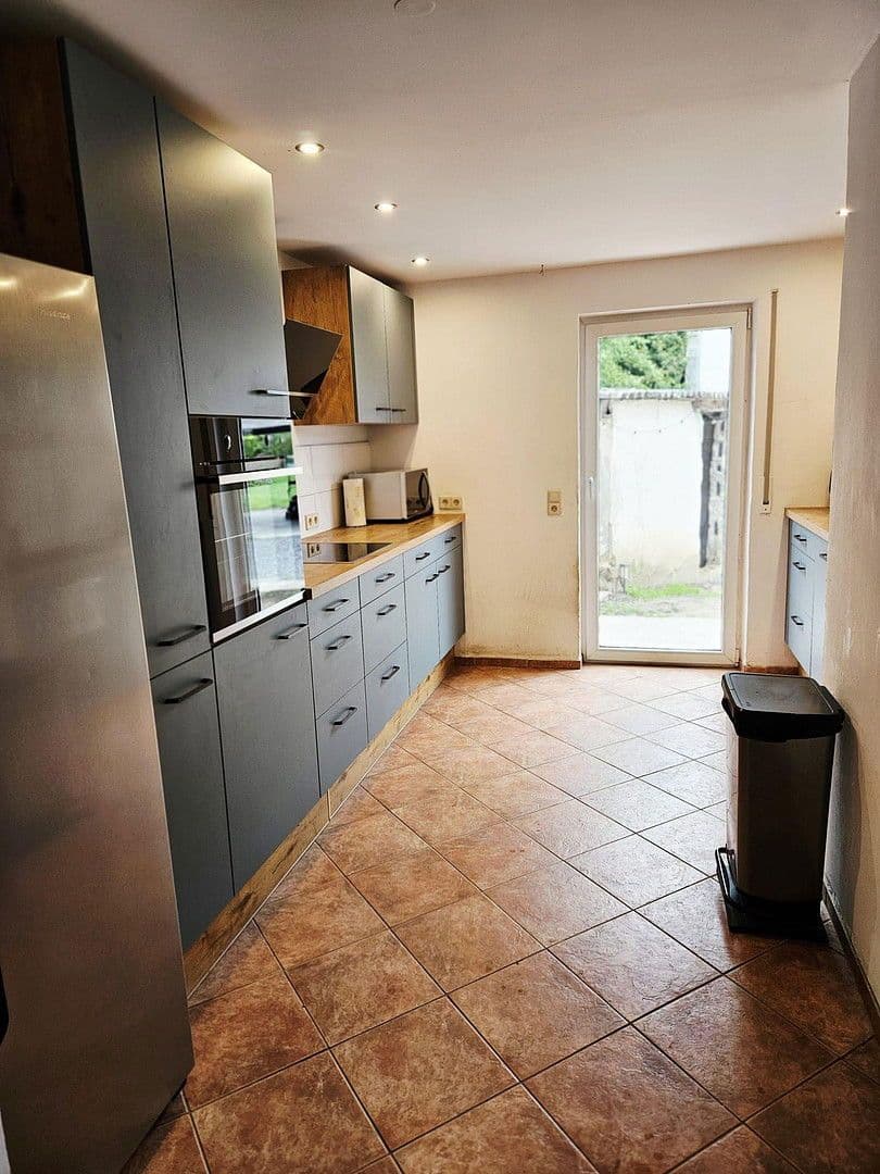 Pronájem domu 160 m², pozemek 940 m², Philippsburg, Bádensko-Württembersko Pronájem domu 160 m², pozemek 940 m², Philippsburg, Bádensko-Württembersko