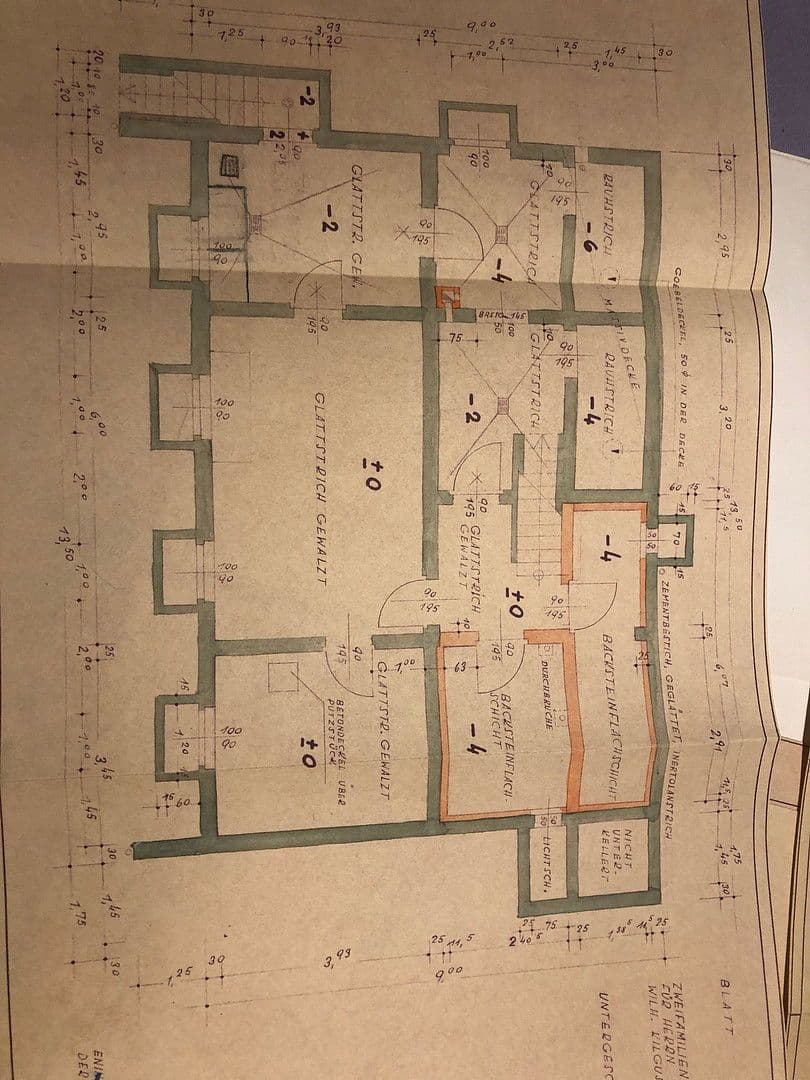Prodej domu 230 m², pozemek 1.176 m², Markwiesenweg 26, Eningen unter Achalm, Bádensko-Württembersko Prodej domu 230 m², pozemek 1.176 m², Markwiesenweg 26, Eningen unter Achalm, Bádensko-Württembersko