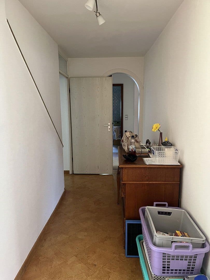 Prodej domu 230 m², pozemek 1.176 m², Markwiesenweg 26, Eningen unter Achalm, Bádensko-Württembersko Prodej domu 230 m², pozemek 1.176 m², Markwiesenweg 26, Eningen unter Achalm, Bádensko-Württembersko