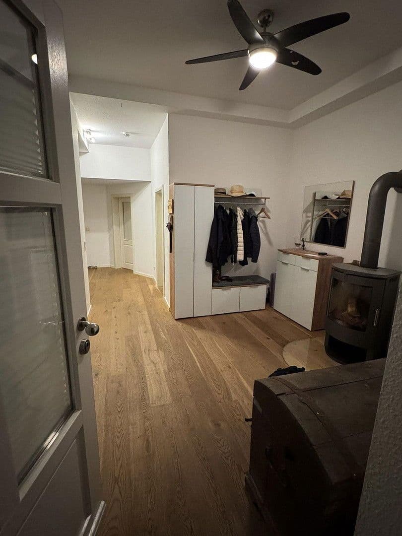 Pronájem bytu 4+1 190 m², Heinrichstraße 8, Vordorf, Dolní Sasko Pronájem bytu 4+1 190 m², Heinrichstraße 8, Vordorf, Dolní Sasko