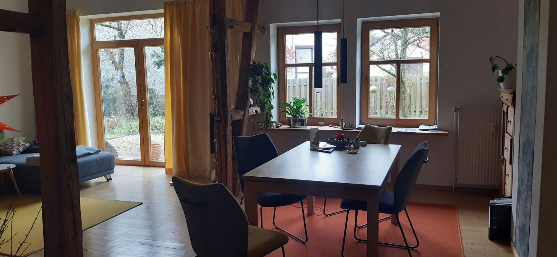 Pronájem bytu 4+1 190 m², Heinrichstraße 8, Vordorf, Dolní Sasko Pronájem bytu 4+1 190 m², Heinrichstraße 8, Vordorf, Dolní Sasko