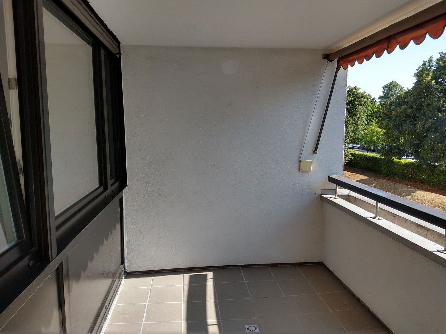 Pronájem bytu 4+1 90 m², Karlsruhe, Bádensko-Württembersko Pronájem bytu 4+1 90 m², Karlsruhe, Bádensko-Württembersko