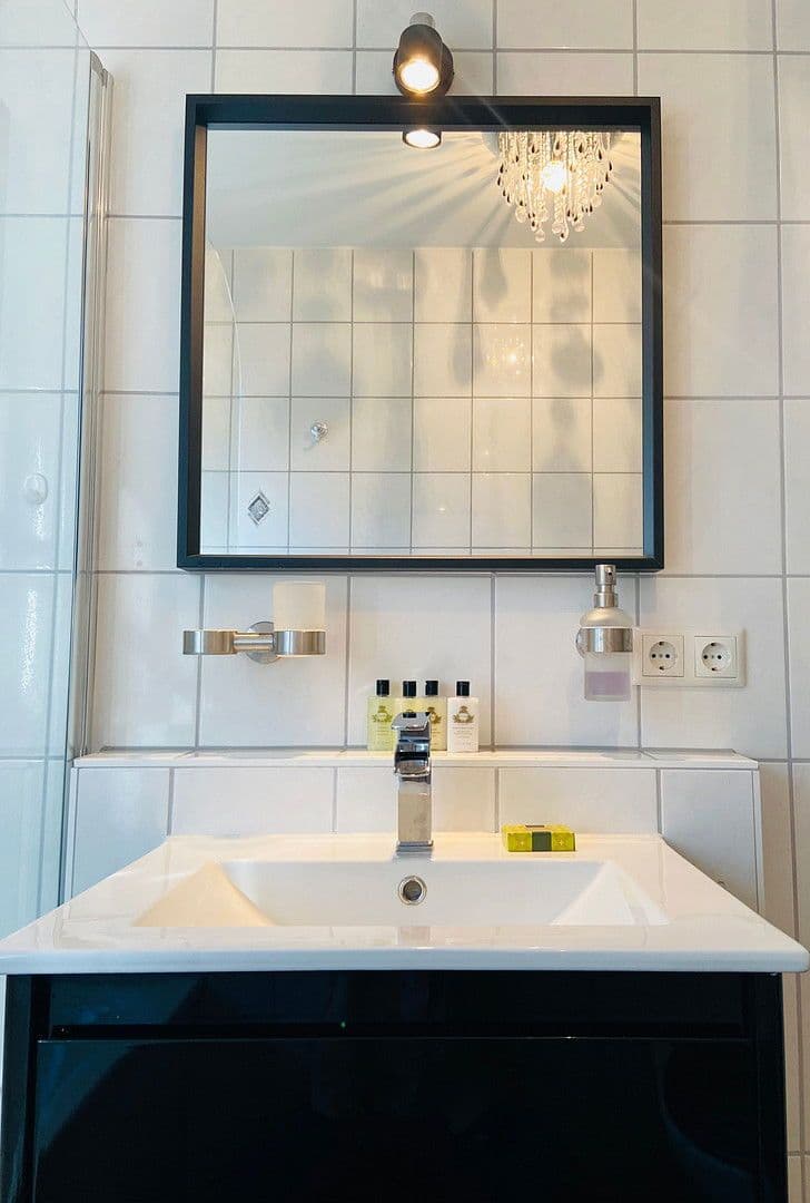 Pronájem bytu 2+1 70 m², Geschwister-Scholl-Straße, Landshut, Bavorsko Pronájem bytu 2+1 70 m², Geschwister-Scholl-Straße, Landshut, Bavorsko