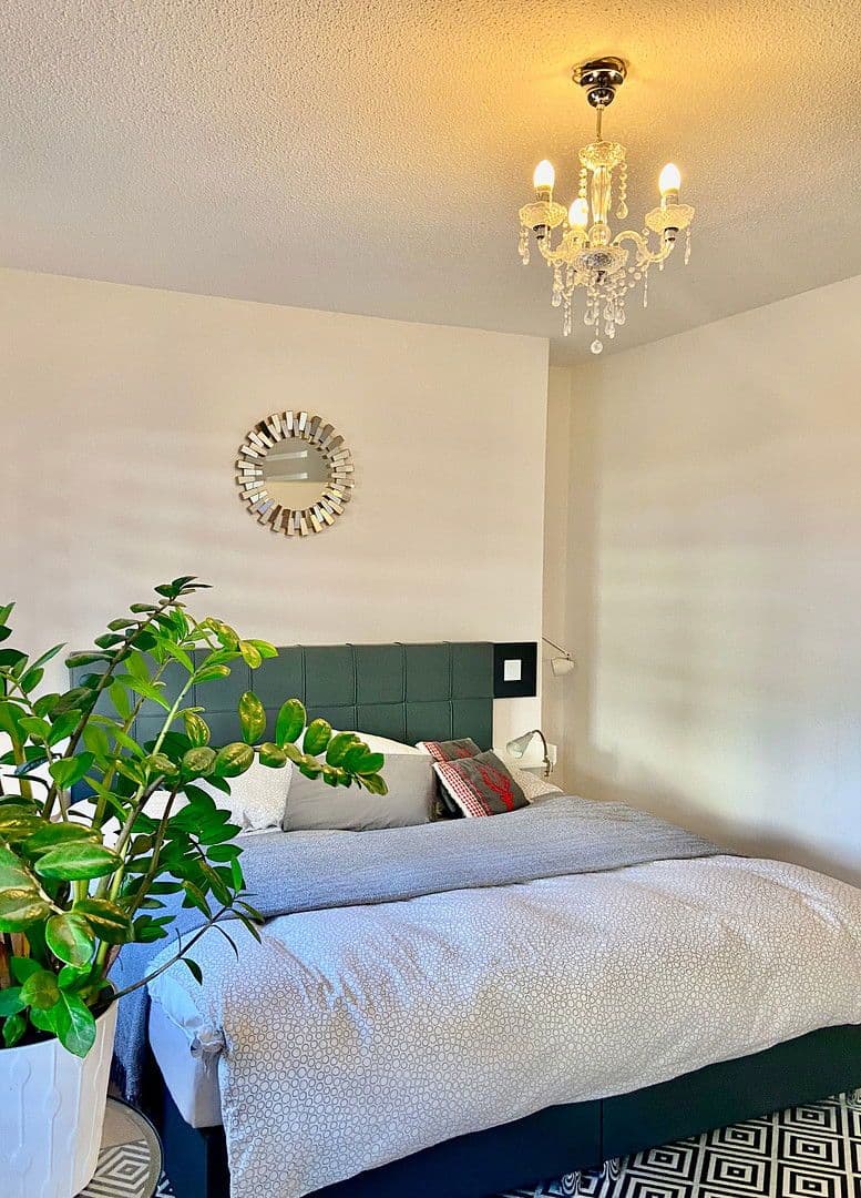 Pronájem bytu 2+1 70 m², Geschwister-Scholl-Straße, Landshut, Bavorsko Pronájem bytu 2+1 70 m², Geschwister-Scholl-Straße, Landshut, Bavorsko