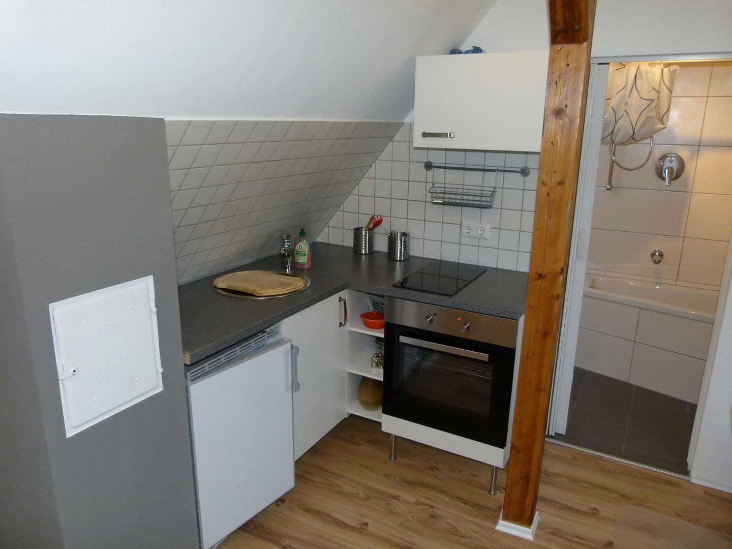 Pronájem bytu 1+1 27 m², Schmidener Str 138, Stuttgart, Bádensko-Württembersko Pronájem bytu 1+1 27 m², Schmidener Str 138, Stuttgart, Bádensko-Württembersko