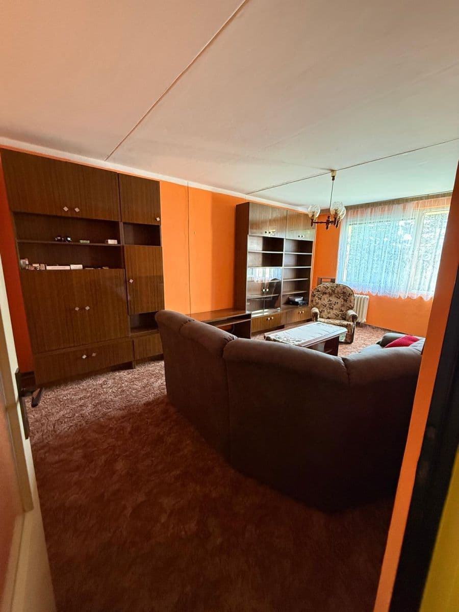 Prodej bytu 3+1 74 m², V Lukách, Heřmanův Městec, Pardubický kraj Prodej bytu 3+1 74 m², V Lukách, Heřmanův Městec, Pardubický kraj